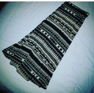 Size Small Mossimo Tribal Print Maxi